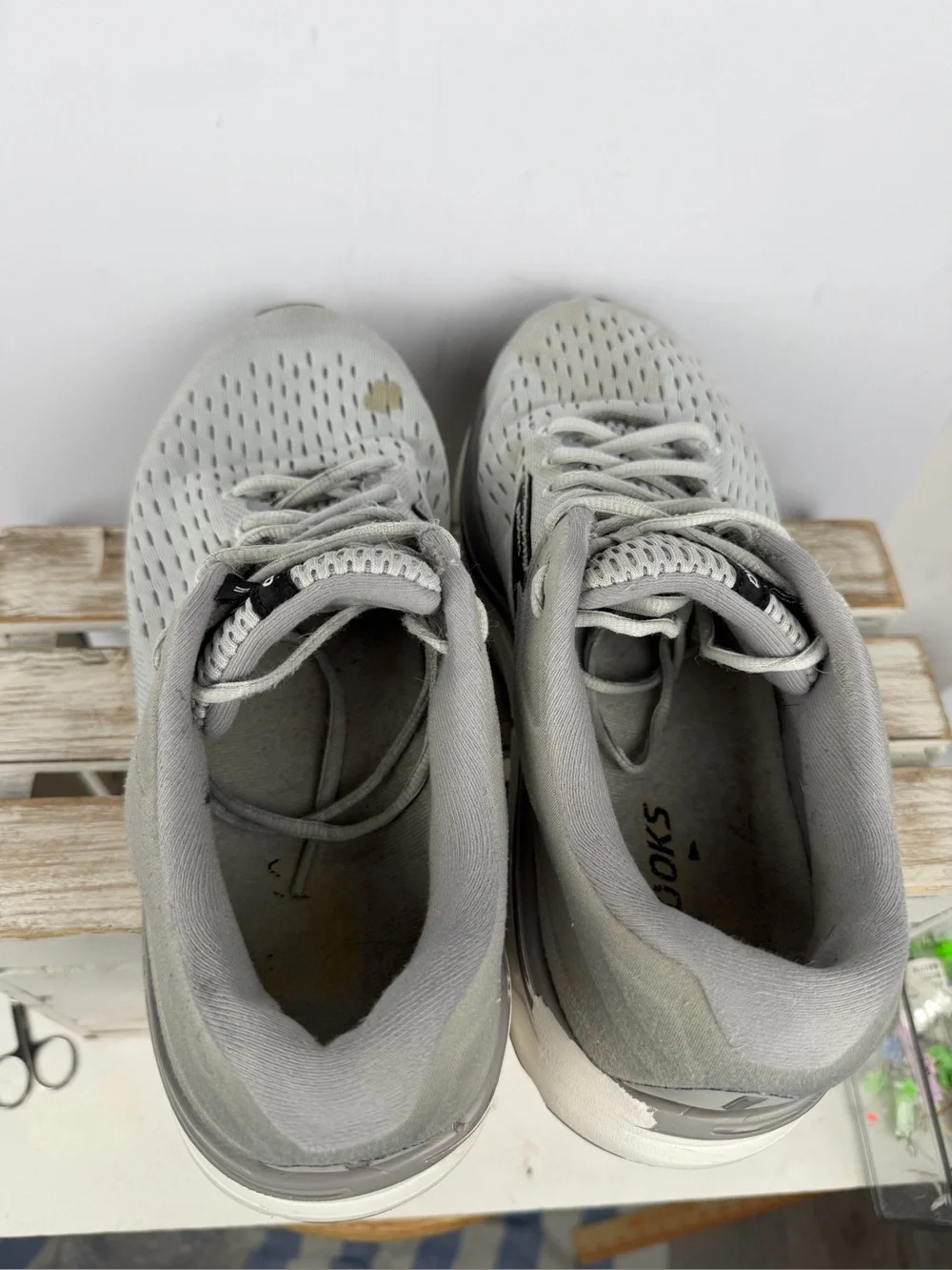Brooks Dyad 11 running shoes grey BioMoGo DNA cushioning size 11 4E extra wide